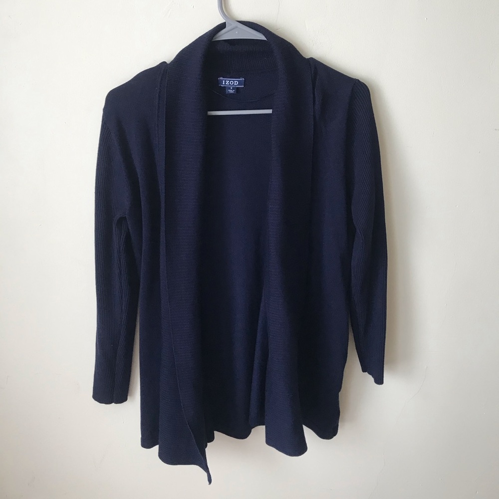 Women’s IZOD sweater. S
